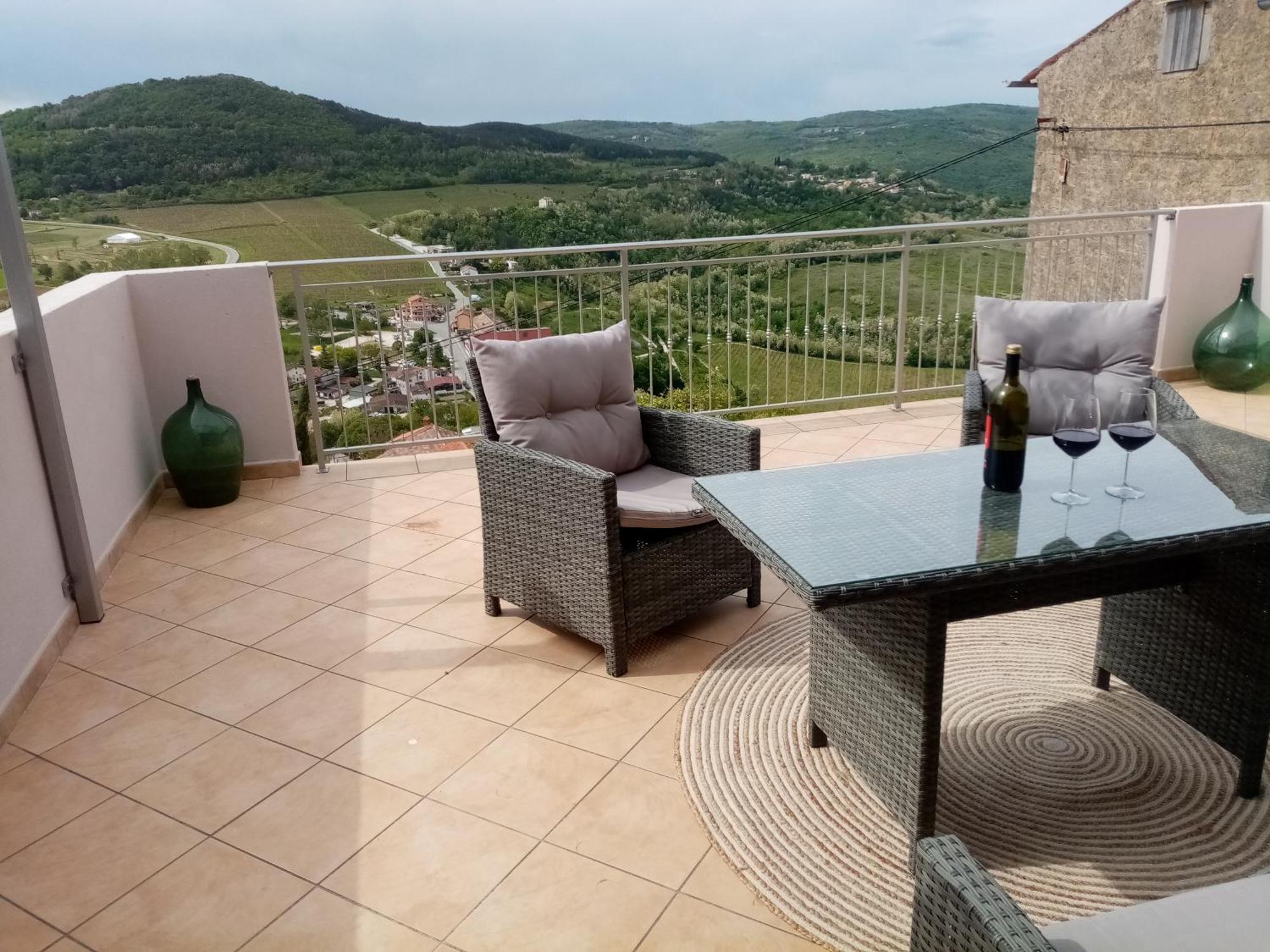 Studio Apartman Bel Vedere Motovun Ngoại thất bức ảnh