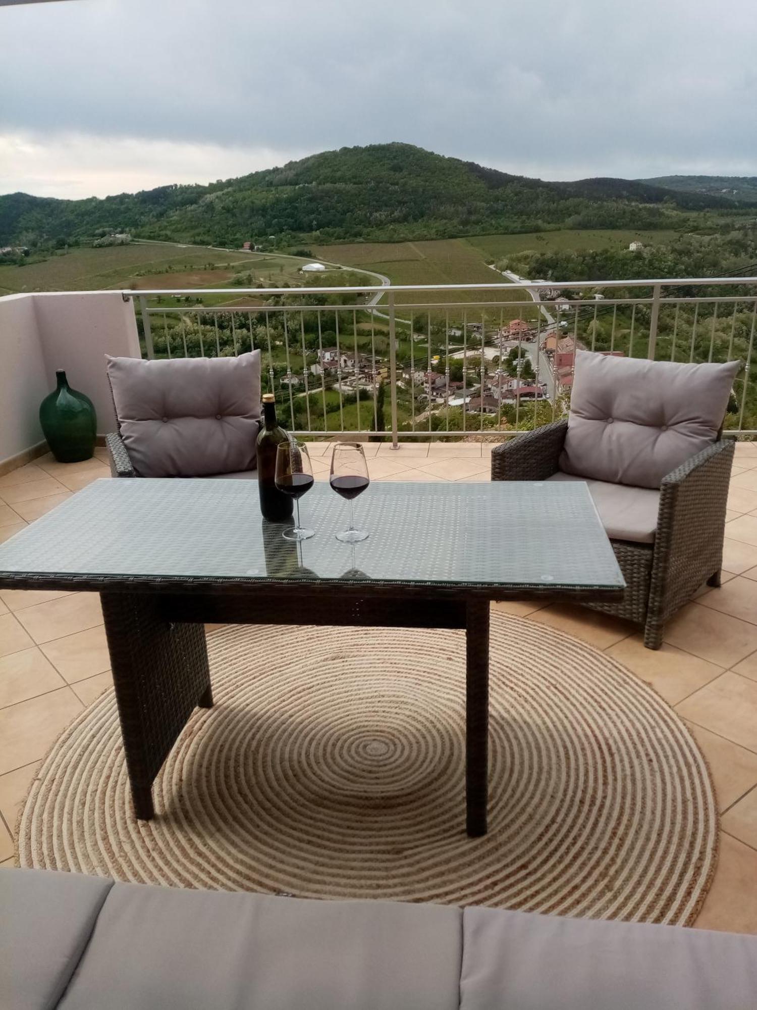 Studio Apartman Bel Vedere Motovun Ngoại thất bức ảnh
